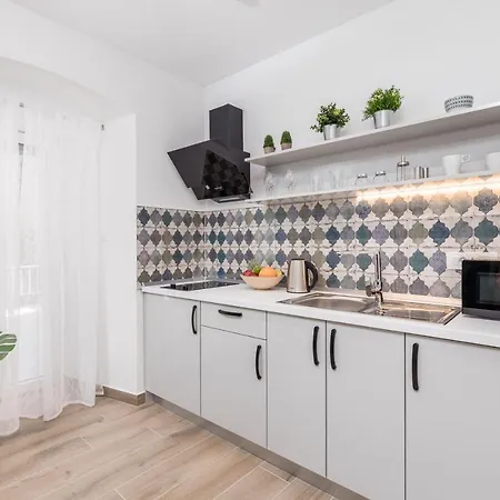 Srnec Apartments - Korzo Rijeka Extérieur photo