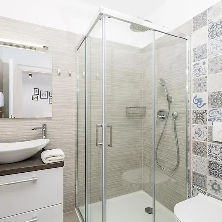 Srnec Apartments - Korzo Rijeka Extérieur photo